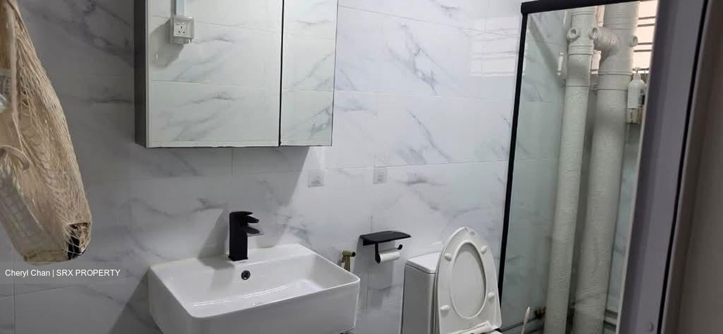 Blk 2 Toh Yi Gardens (Bukit Timah), HDB Executive #574789071